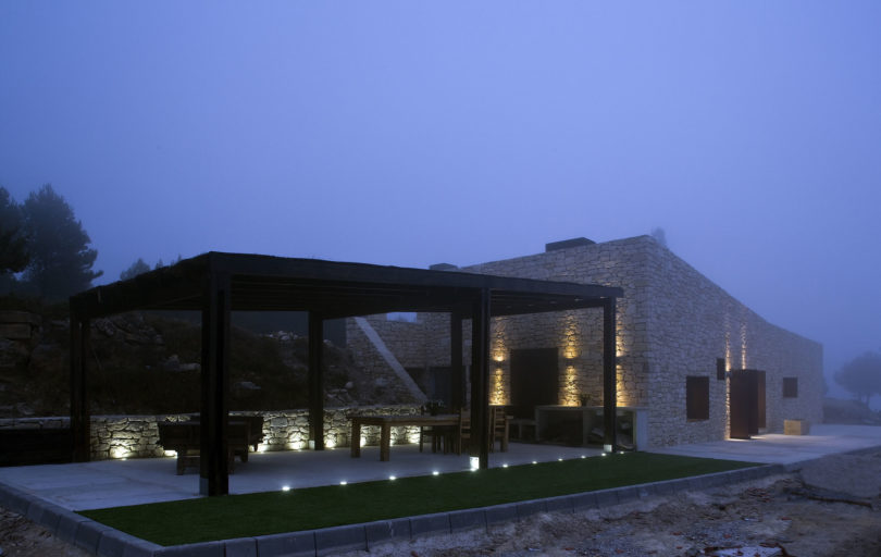 Proyecto arquitectónico casa en la montaña de Relleu
